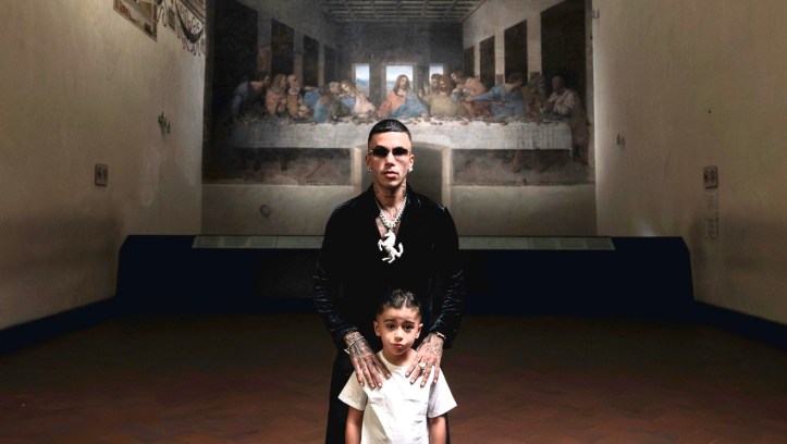 SFERA EBBASTA: FUORI IL VIDEOCLIP DI LONTANO. IL PRIMO ARTISTA AL MONDO A GIRARE UN VIDEO DAVANTI ALL’ULTIMA CENA DI LEONARDO DA VINCI